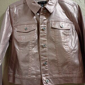 Macy's INC Metallic Pink jean styled jacket, large, cute, has stretch to it